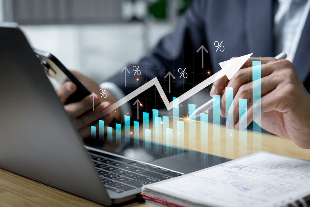 Un investisseur analyse les facteurs financiers